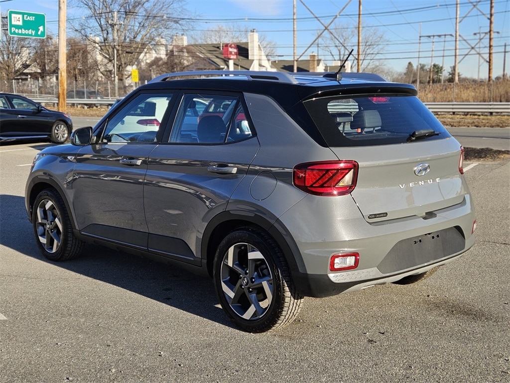 Certified 2023 Hyundai Venue Limited SUV