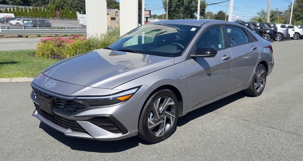 2025 Hyundai Elantra SEL