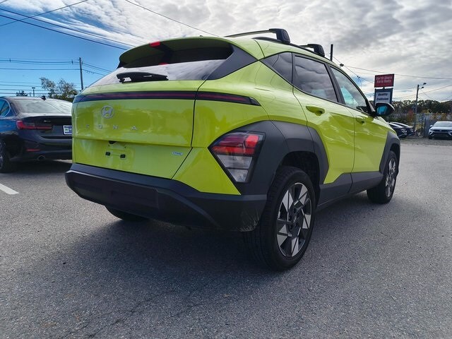 2024 Hyundai Kona SEL photo 3