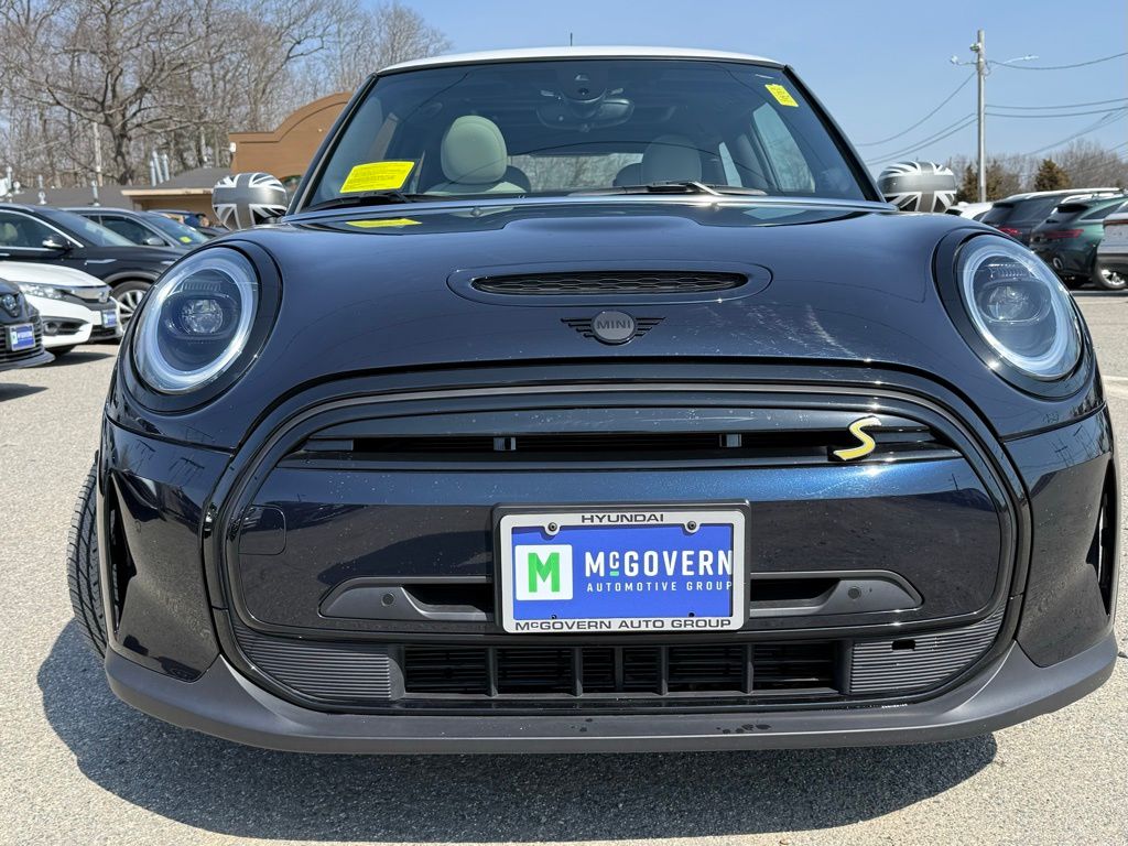 Used 2022 MINI Hardtop 2 Door SE with VIN WMW13DJ03N2P71305 for sale in Danvers, MA