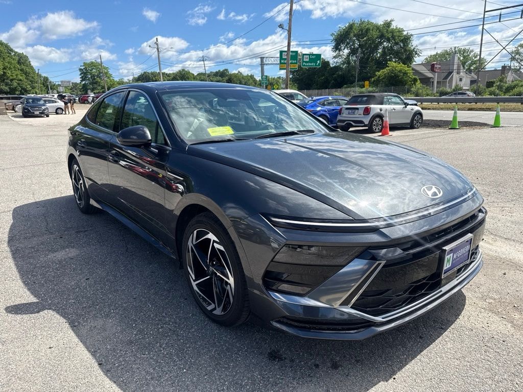 Certified 2025 Hyundai Sonata SEL Convenience Sedan
