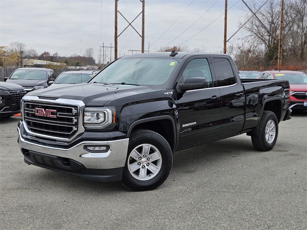 2016 GMC Sierra 1500 SLE's photo