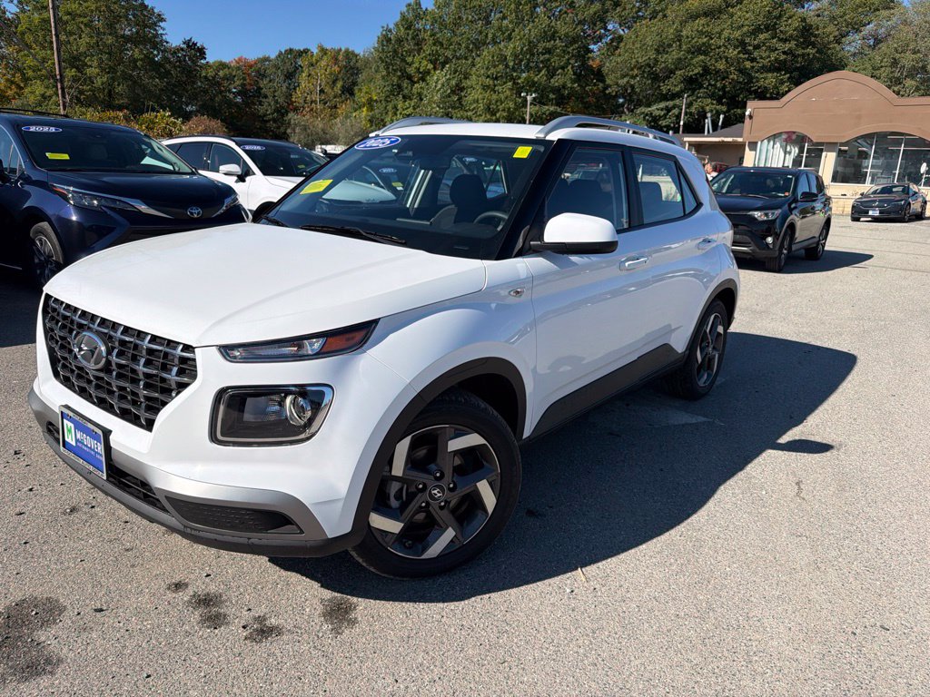 Used 2026 Hyundai Venue SEL SUV