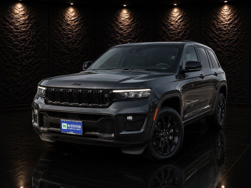 Used 2023 Jeep Grand Cherokee Overland SUV