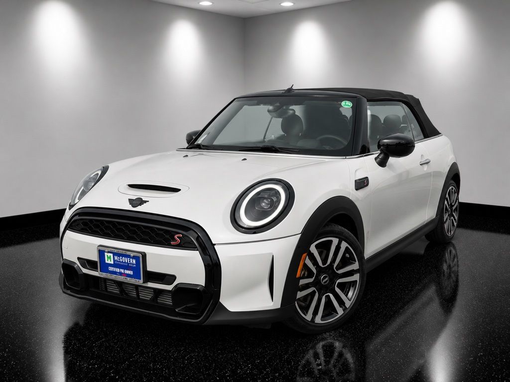 2022 MINI Convertible Cooper S's photo