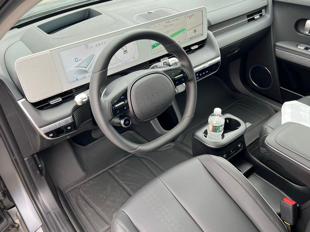 2024 Hyundai IONIQ 5 Limited - Photo 14