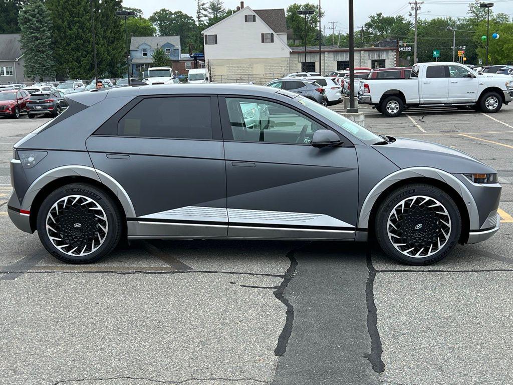 2024 Hyundai IONIQ 5 Limited - Photo 6