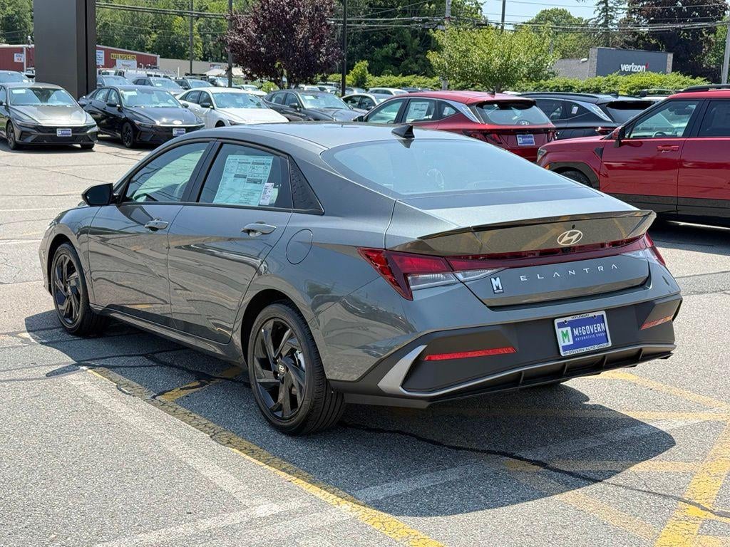 New 2026 Hyundai Elantra SEL Sport Sedan