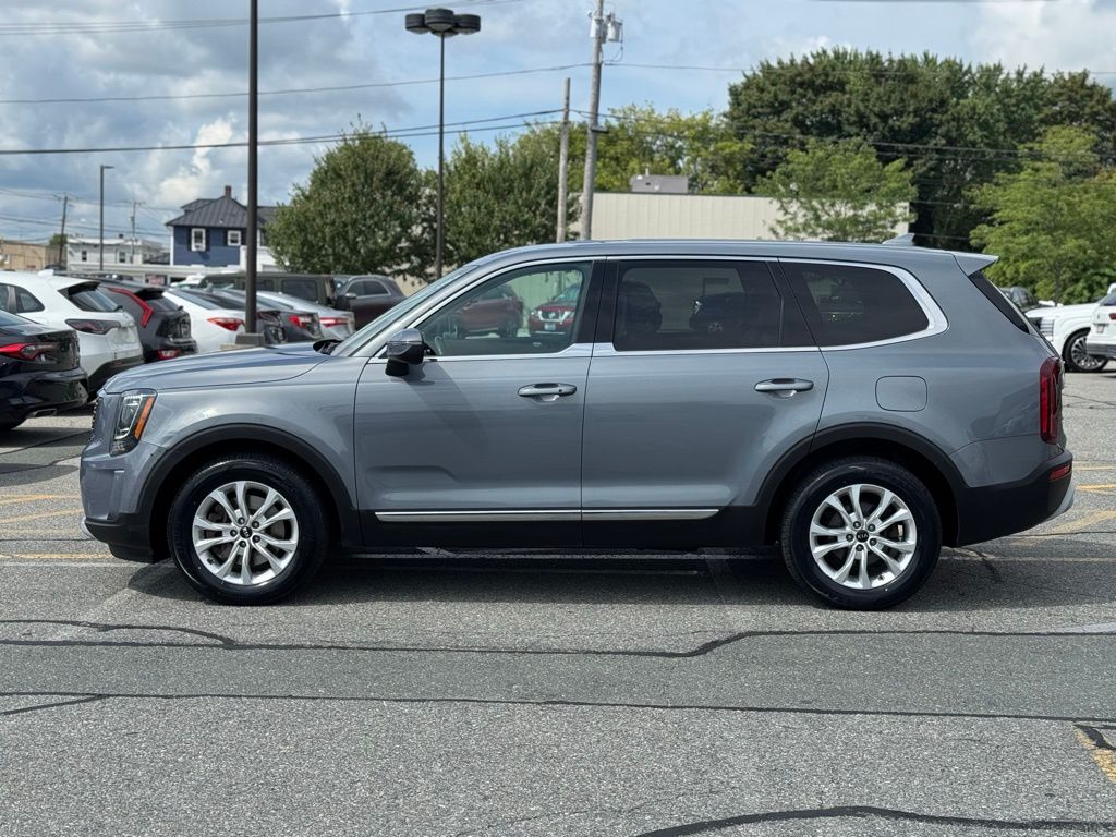 2020 Kia Telluride LX photo 2