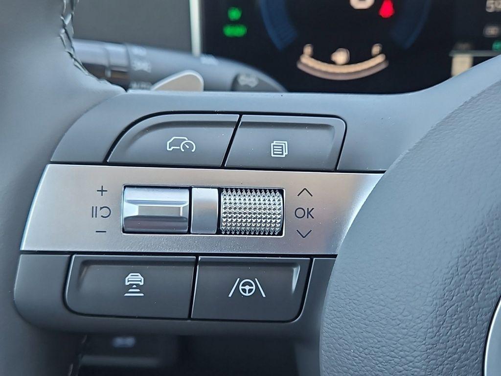 2025 Hyundai Sonata Hybrid SEL - Photo 12