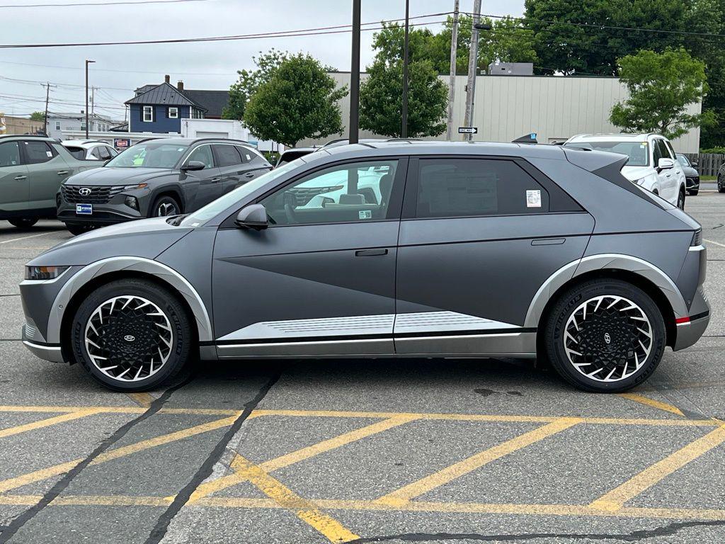 2024 Hyundai Ioniq 5 Limited photo 2