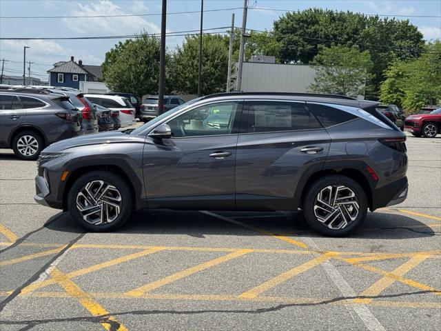 2025 Hyundai Tucson Hybrid Limited photo 2