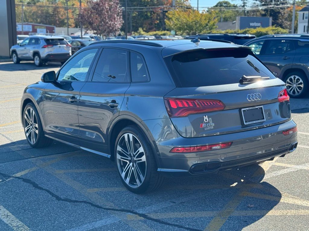 2020 Audi SQ5 Prestige photo 3