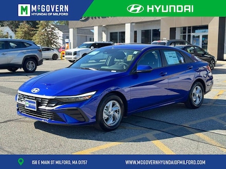 2025 Hyundai Elantra SE Sedan