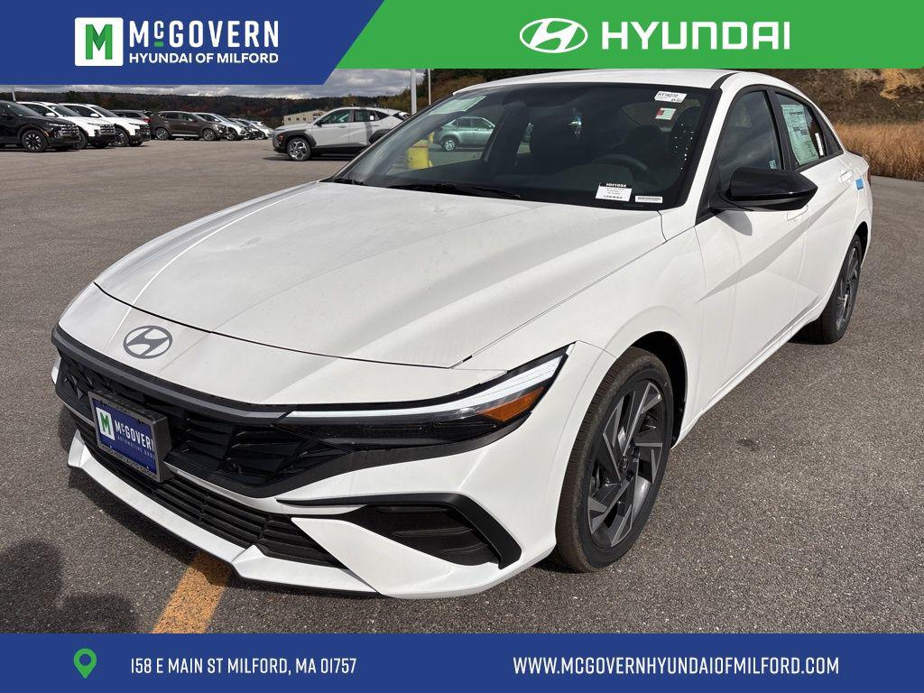 2025 Hyundai Elantra Hybrid Sedan 