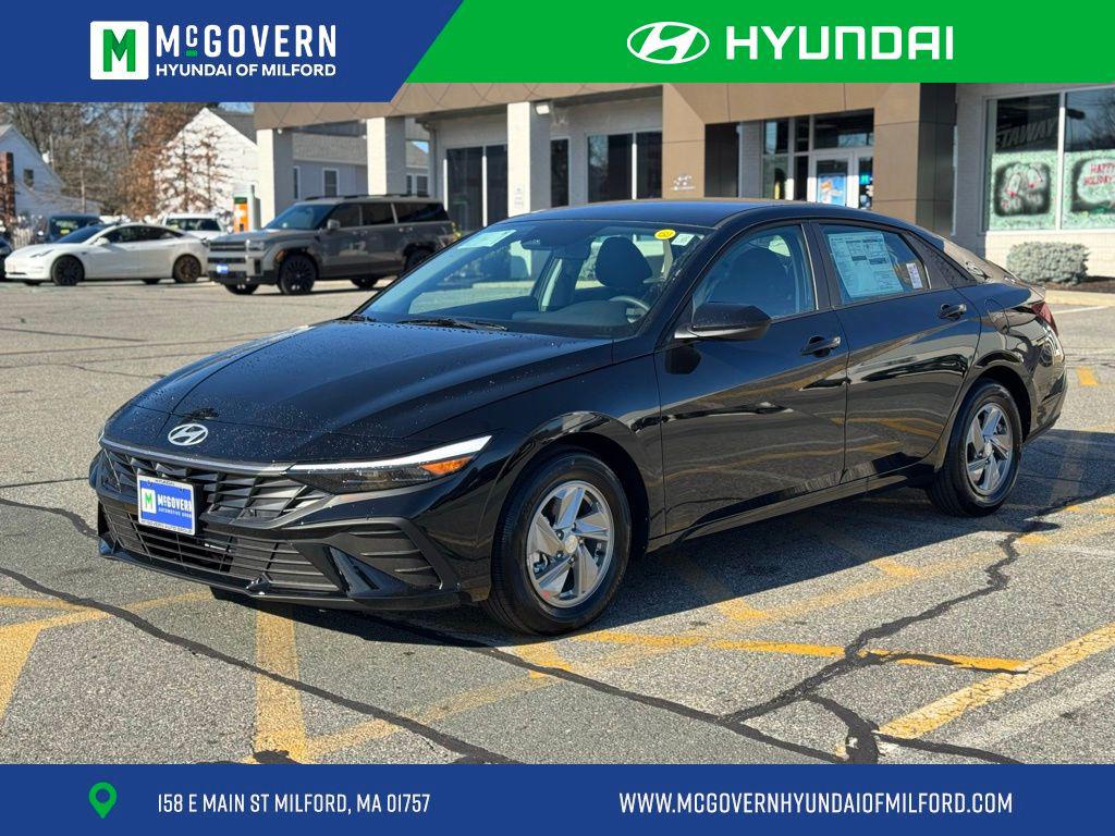 2026 Hyundai Elantra SE's photo