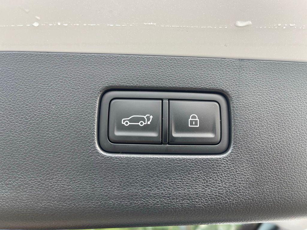 2026 Hyundai IONIQ 9 SE - Photo 37