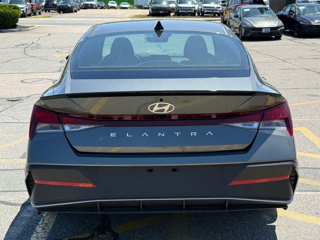 New 2026 Hyundai Elantra SEL Sport Sedan