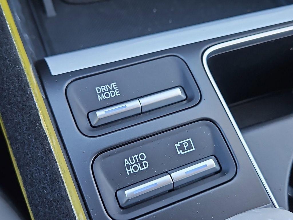 2025 Hyundai Sonata Hybrid SEL - Photo 8