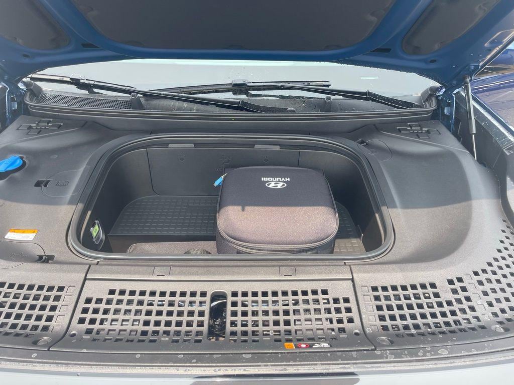 2026 Hyundai IONIQ 9 SE - Photo 10