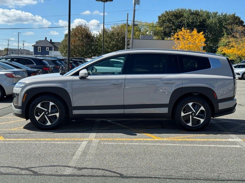 New 2026 Hyundai IONIQ 9 SE SUV