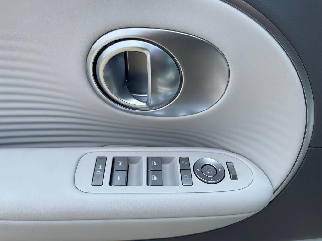 2026 Hyundai IONIQ 9 SEL - Photo 16