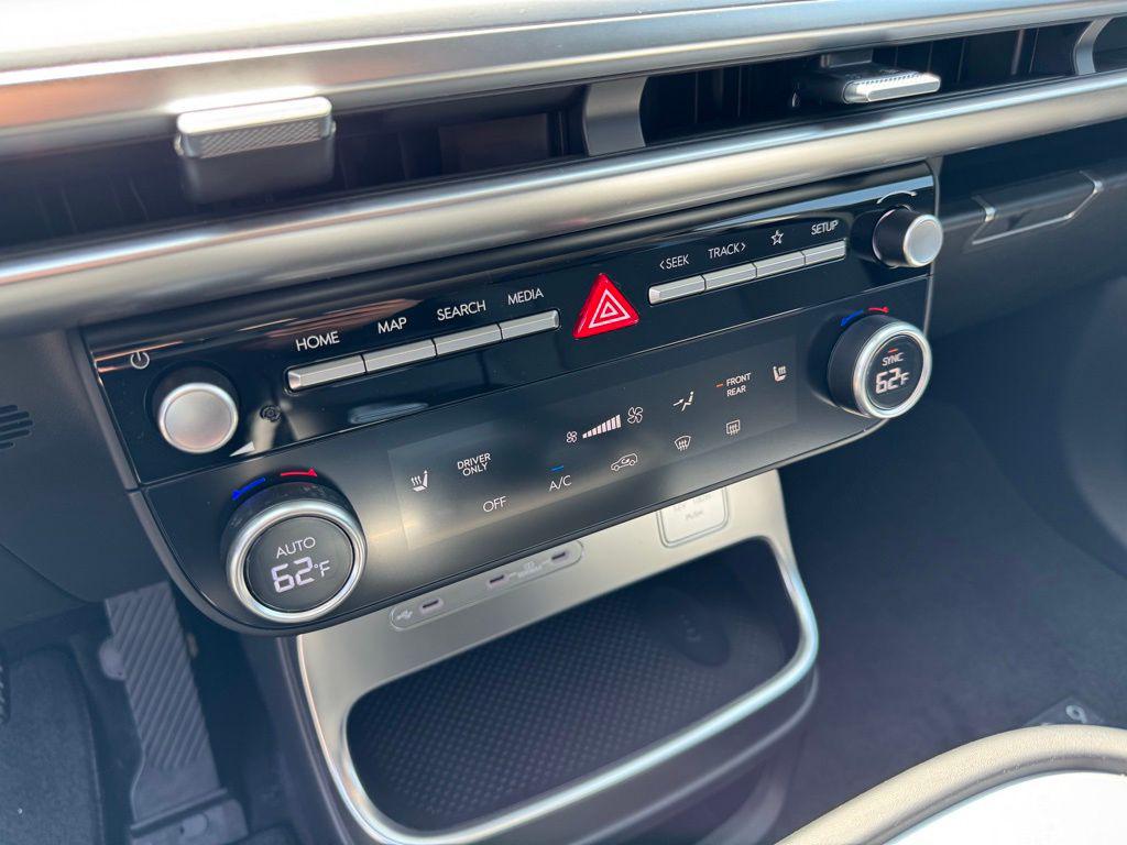 2026 Hyundai IONIQ 9 SE - Photo 24