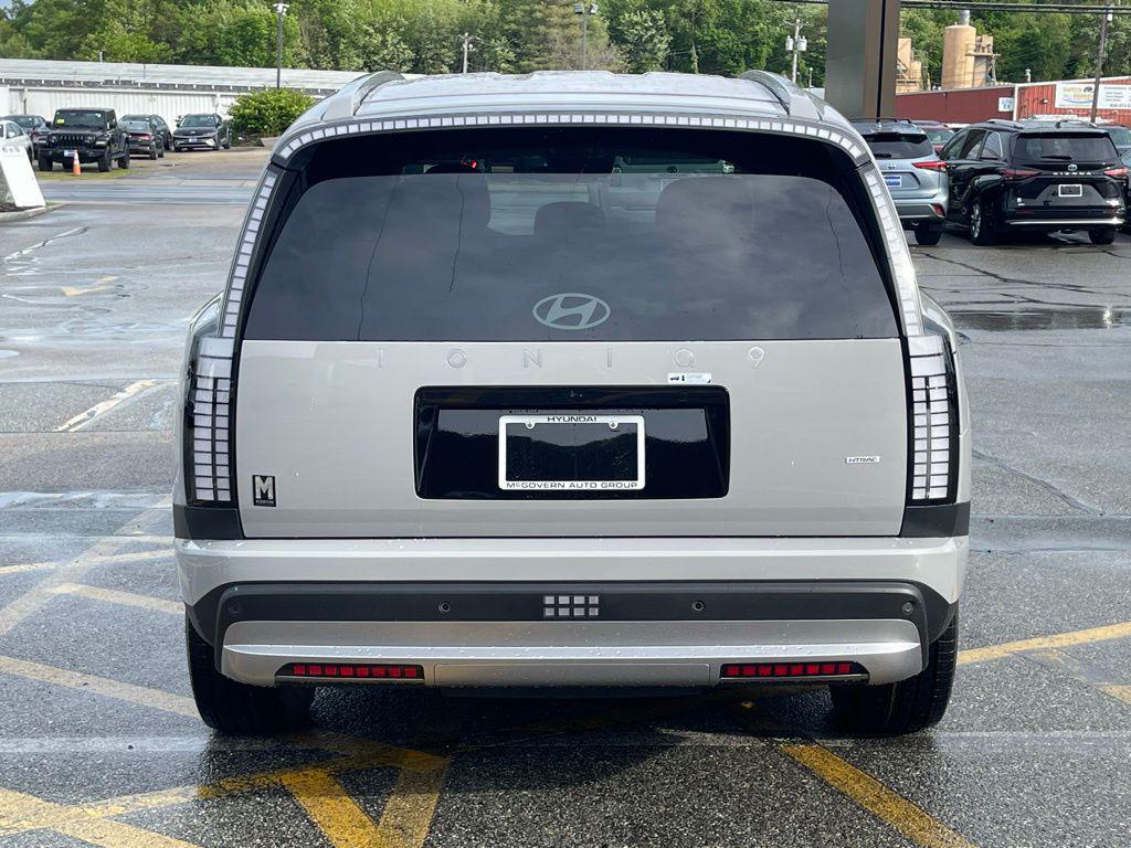 2026 Hyundai IONIQ 9 SE - Photo 4