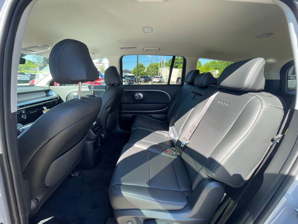 2026 Hyundai IONIQ 9 SEL - Photo 15