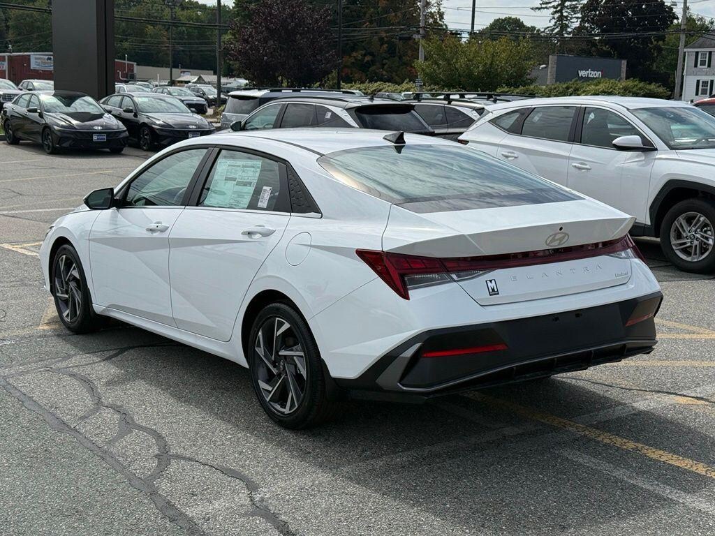 New 2026 Hyundai Elantra Limited Sedan
