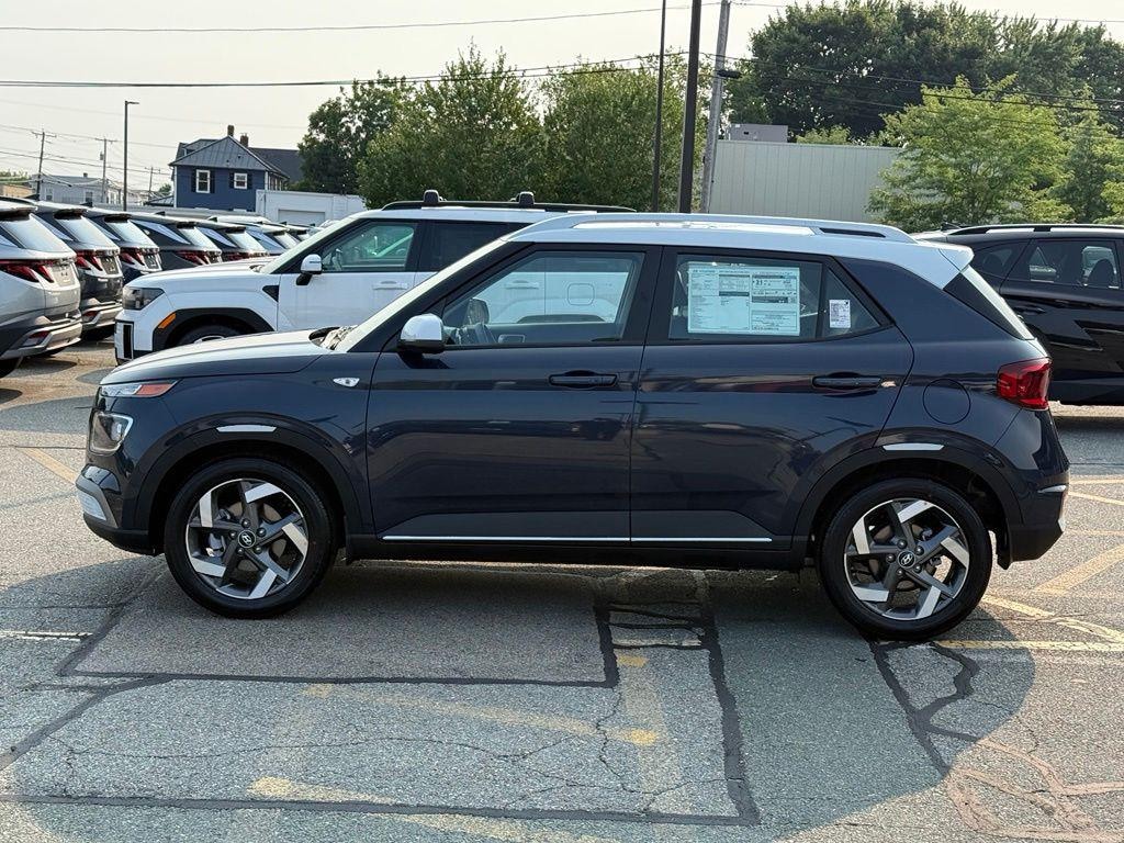 New 2026 Hyundai Venue SEL w/Two-Tone Roof SUV