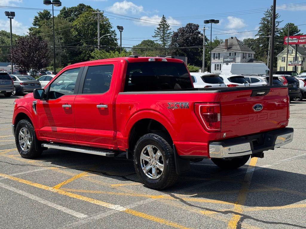 2022 Ford F-150 XLT photo 3