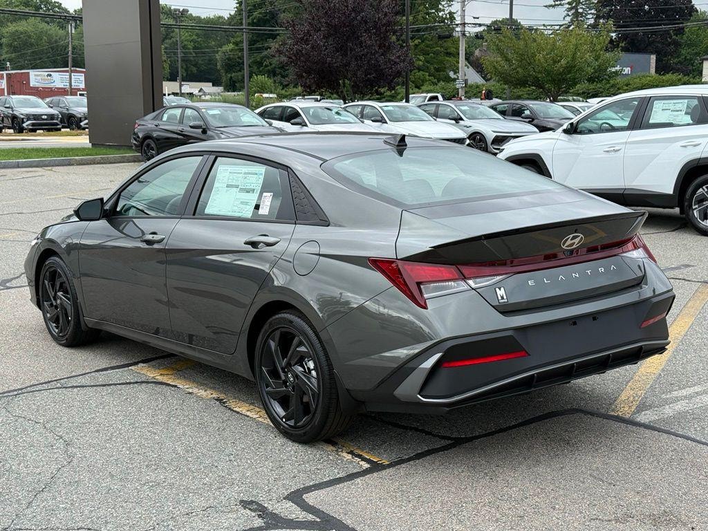 New 2026 Hyundai Elantra SEL Sport Sedan