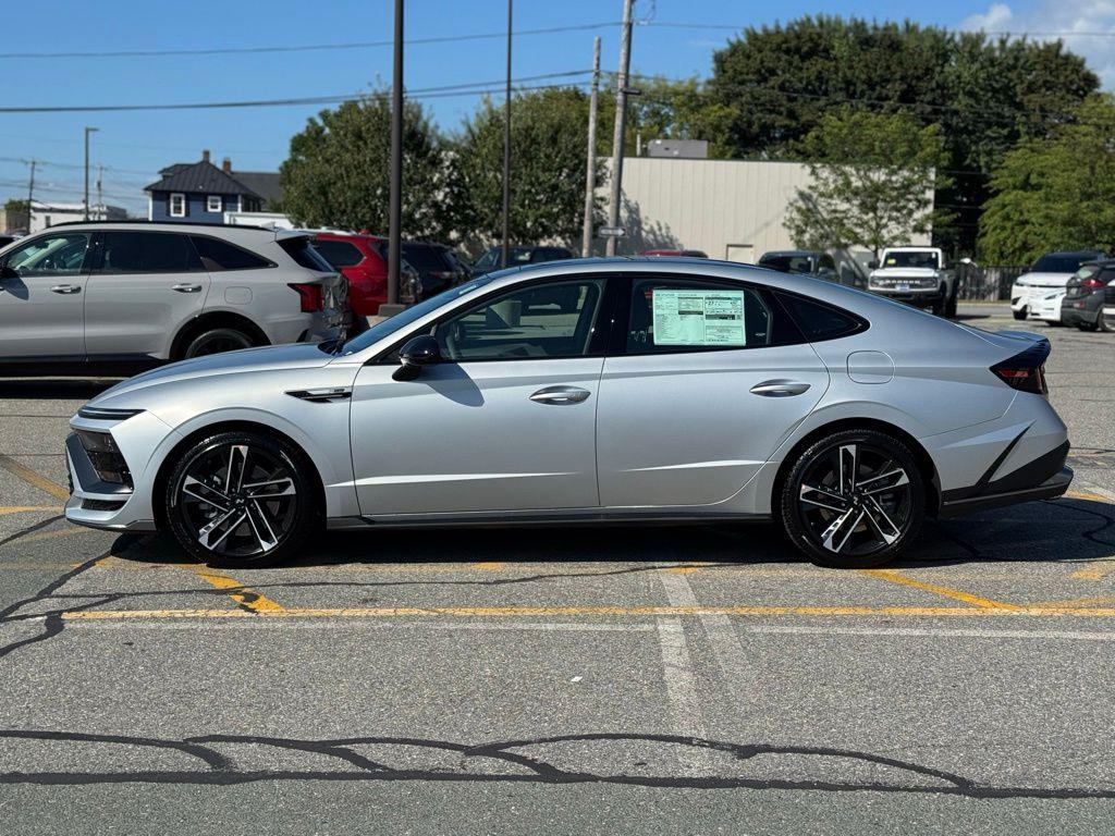 2025 Hyundai Sonata N Line photo 2