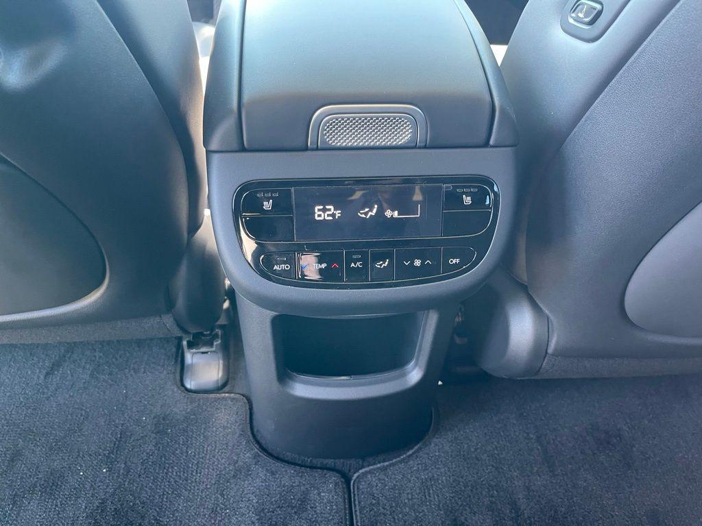 2026 Hyundai IONIQ 9 SEL - Photo 14