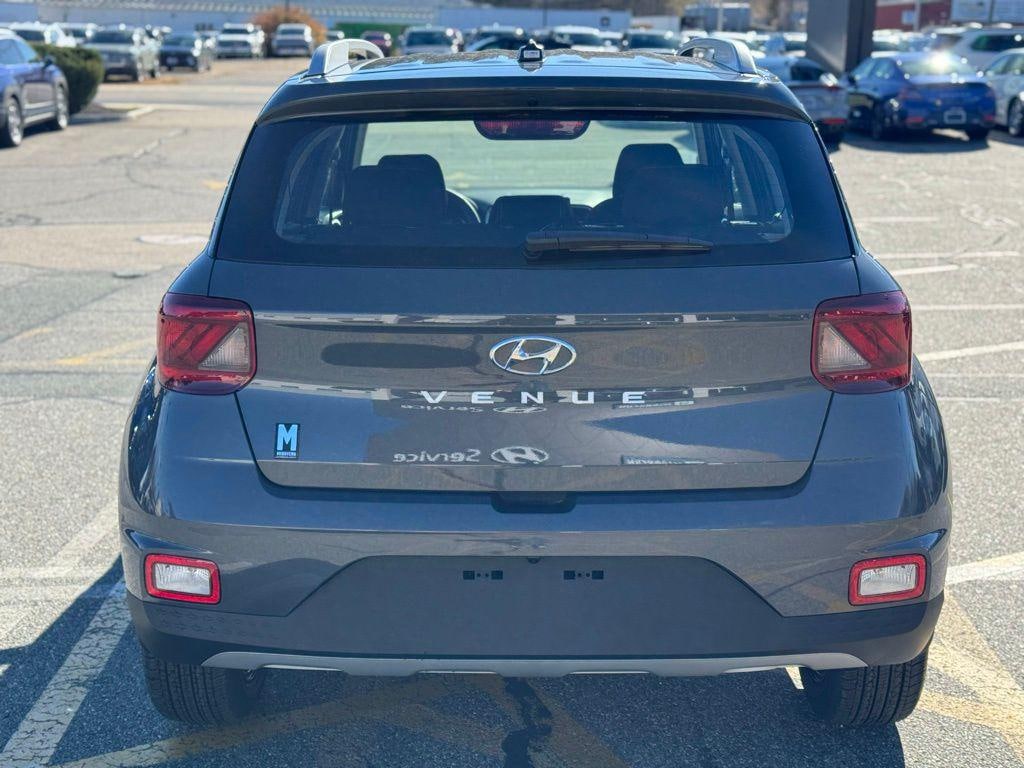 New 2026 Hyundai Venue SEL SUV