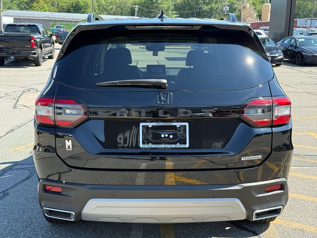 Used 2023 Honda Pilot Touring SUV
