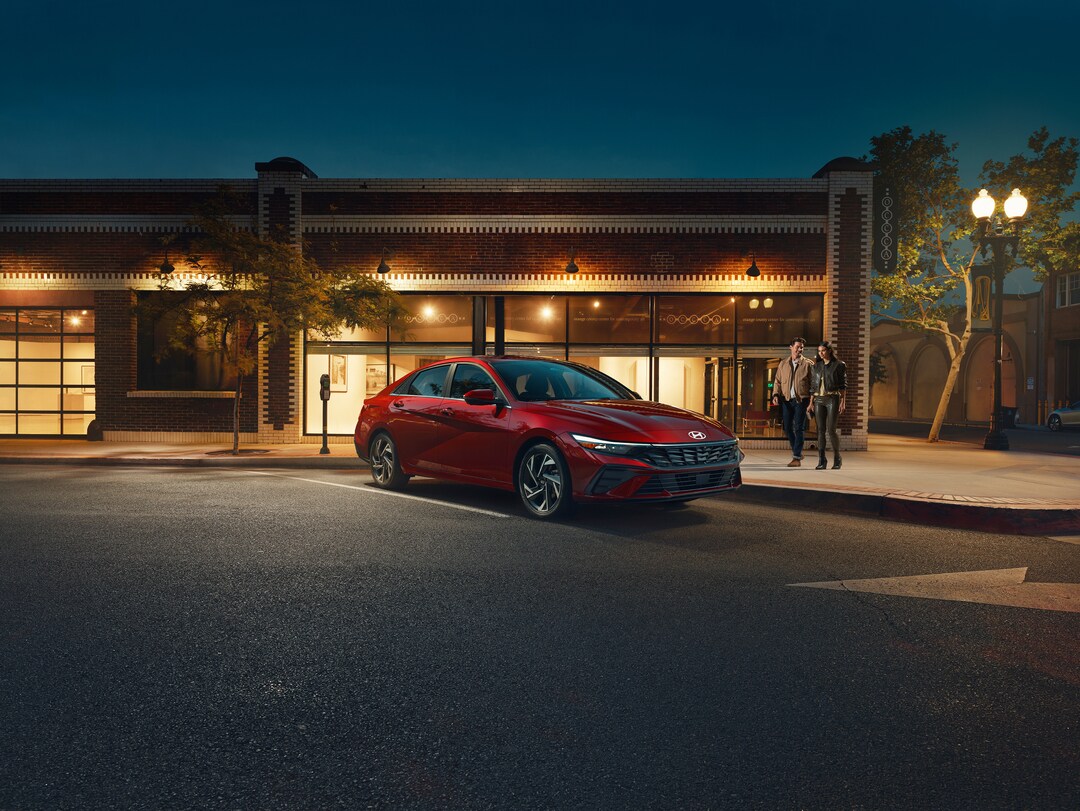  Black Hyundai Elantra Hybrid