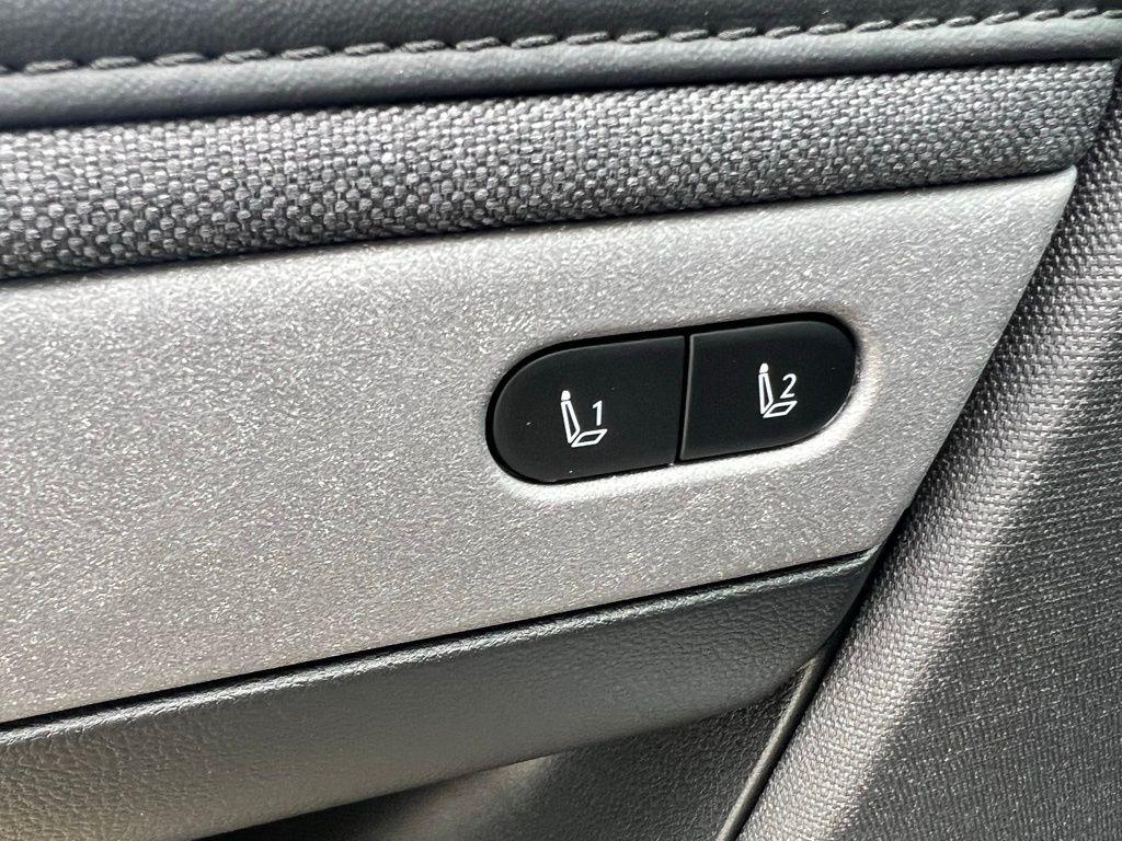 2024 Hyundai IONIQ 5 Limited - Photo 17