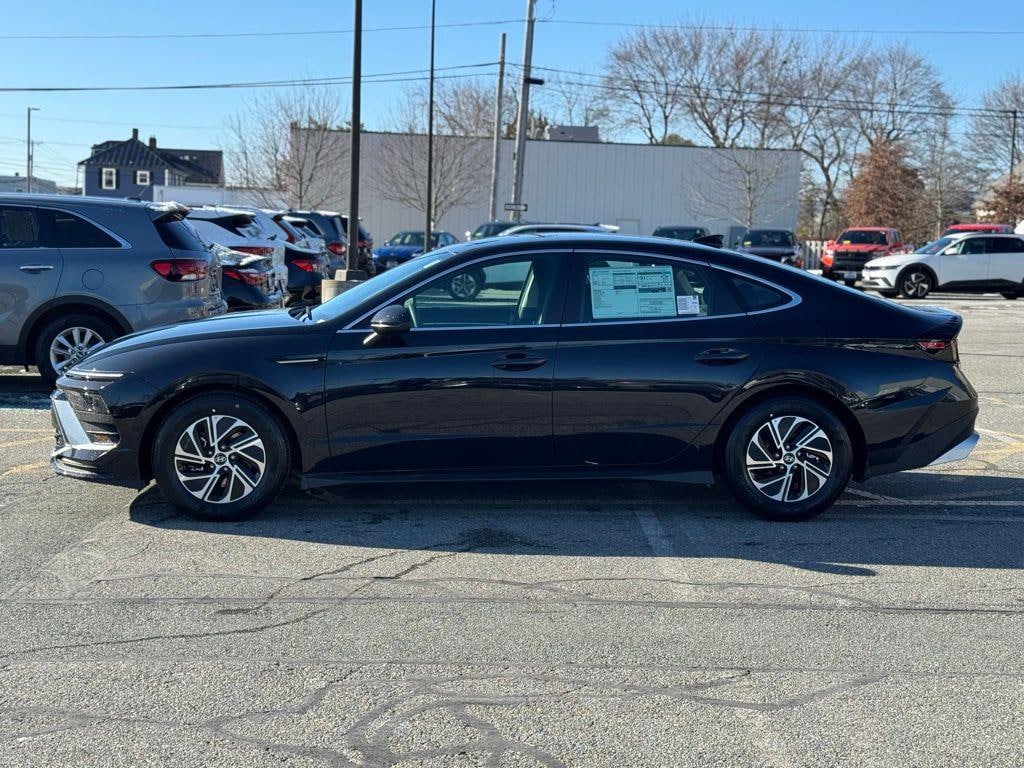 New 2026 Hyundai Sonata Hybrid Blue Sedan