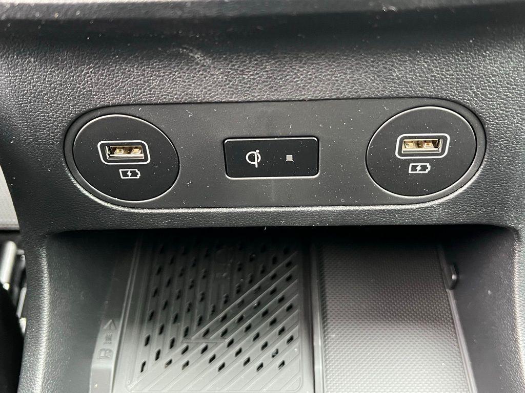 2024 Hyundai IONIQ 5 Limited - Photo 27
