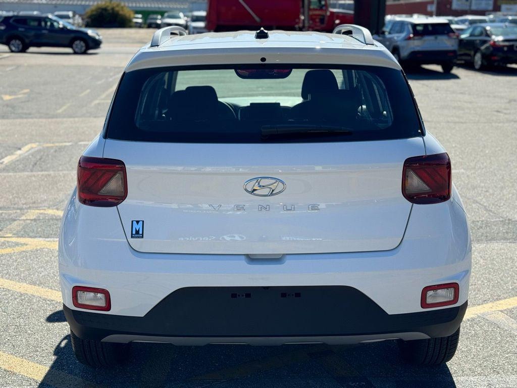 New 2026 Hyundai Venue SEL SUV