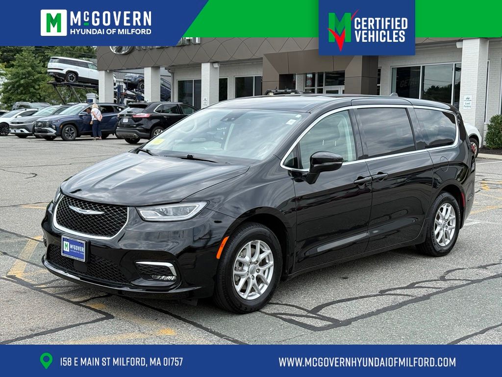 2024 Chrysler Pacifica Touring L