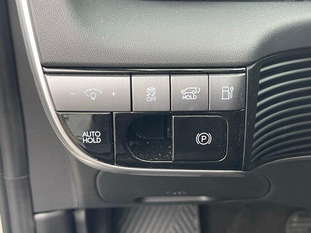 2025 Hyundai IONIQ 5 SEL - Photo 28