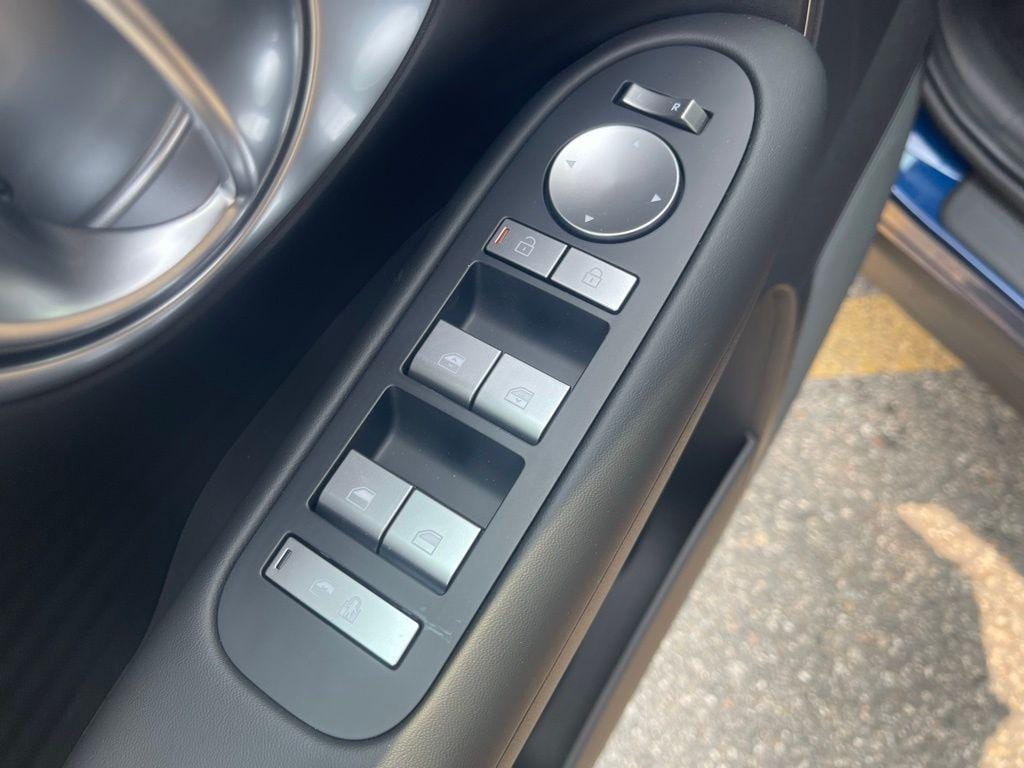 2026 Hyundai IONIQ 9 SE - Photo 18