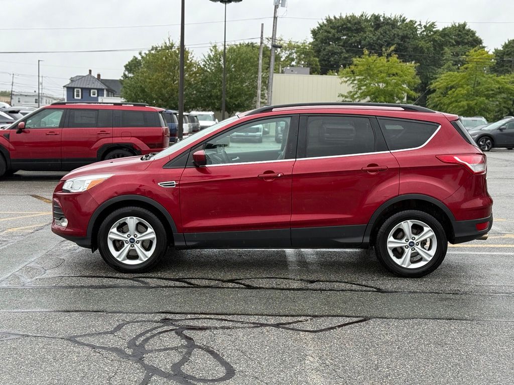 Used 2016 Ford Escape SE with VIN 1FMCU9GX8GUB27716 for sale in Milford, MA