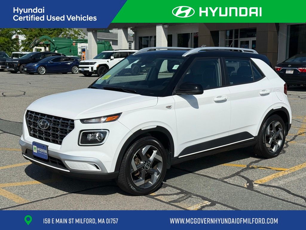 2023 Hyundai Venue Limited IVT's photo