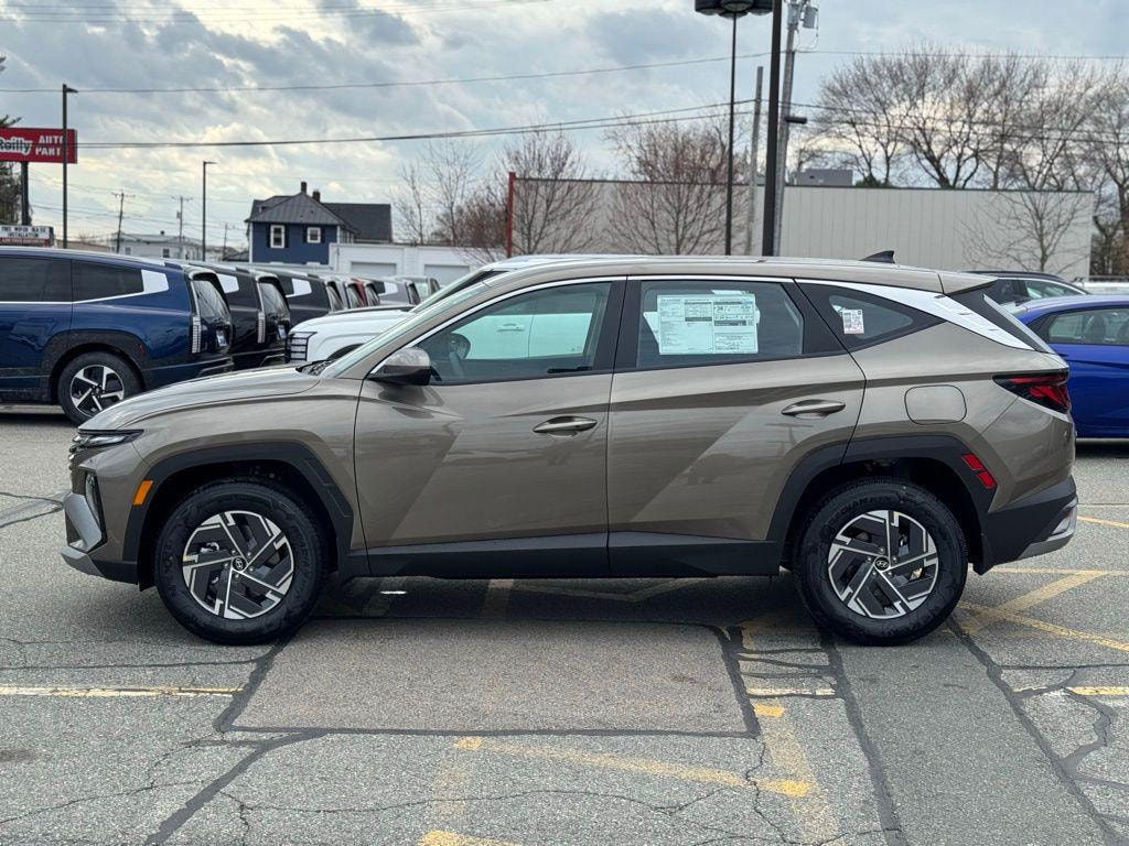 New 2026 Hyundai Tucson Hybrid Blue SUV