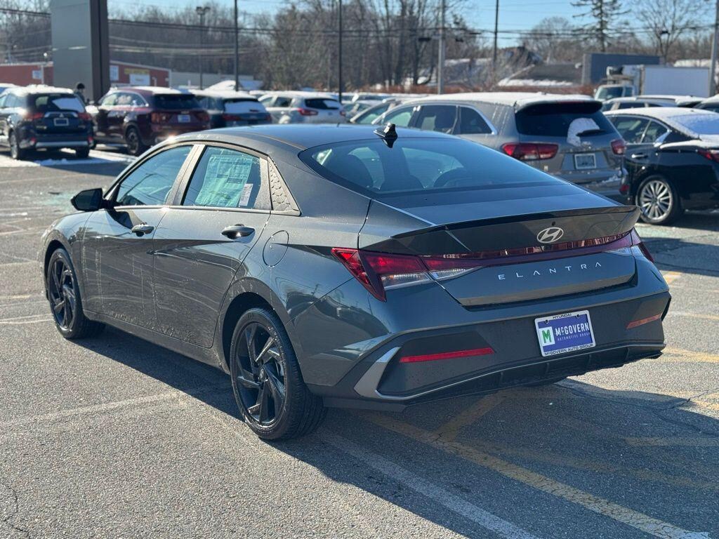 New 2026 Hyundai Elantra SEL Sport Sedan