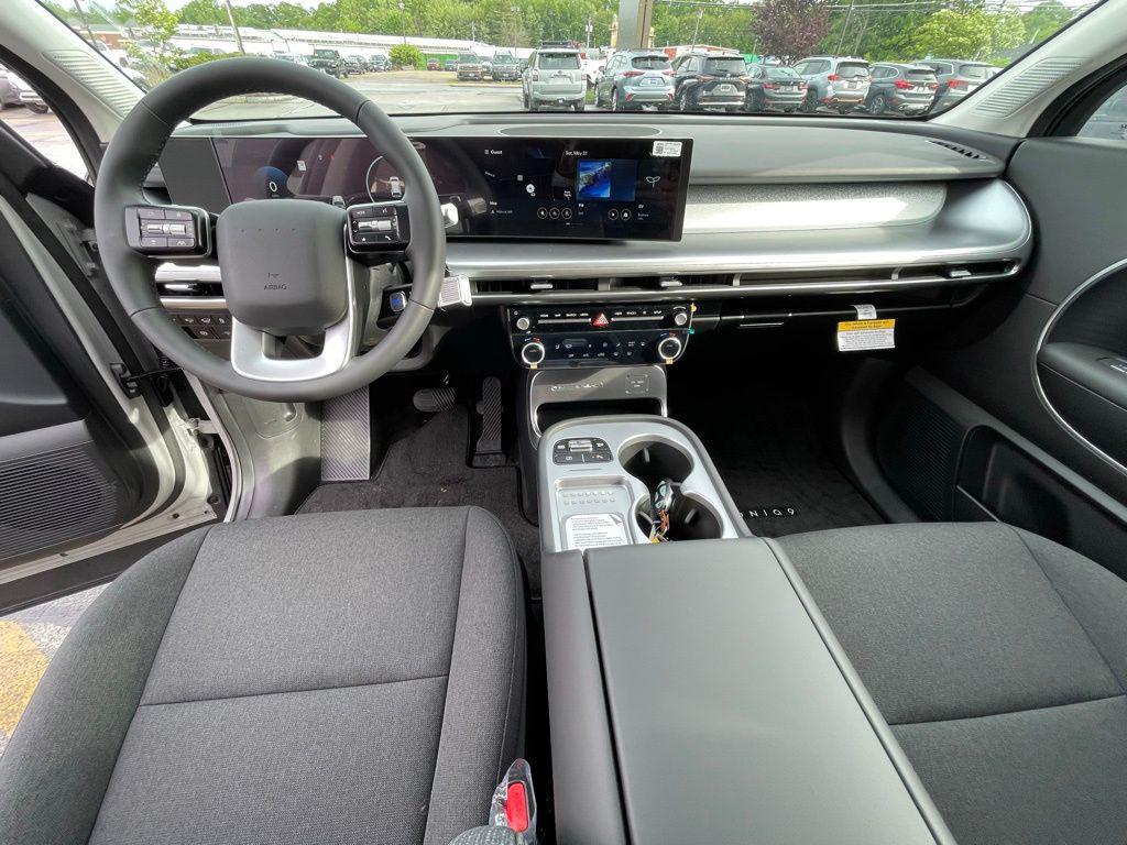 2026 Hyundai IONIQ 9 SE - Photo 12